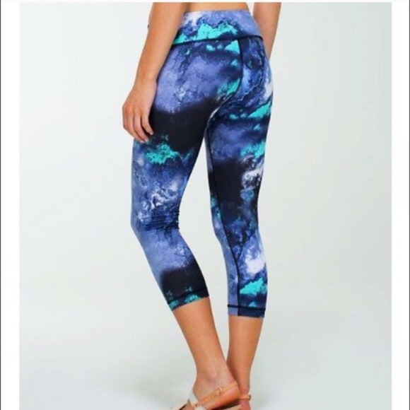 Lululemon wunder under crop- bali breeze milky way size 6 - Picture 1 of 6